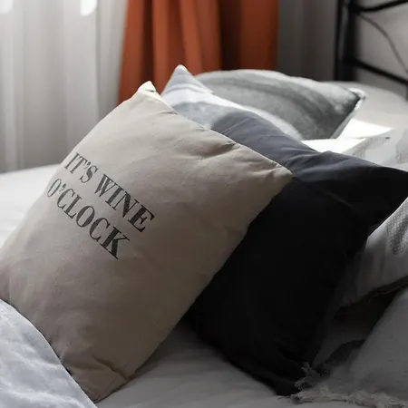 Cozy Three-bedroom Family In By Renters Apartmán *