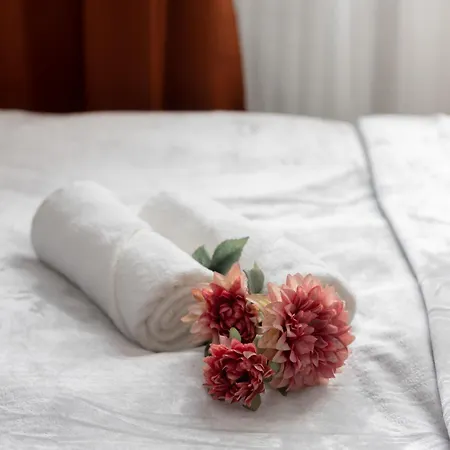 Cozy Three-bedroom Family In By Renters Apartmán