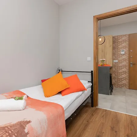 Cozy Three-bedroom Family In By Renters Apartmán