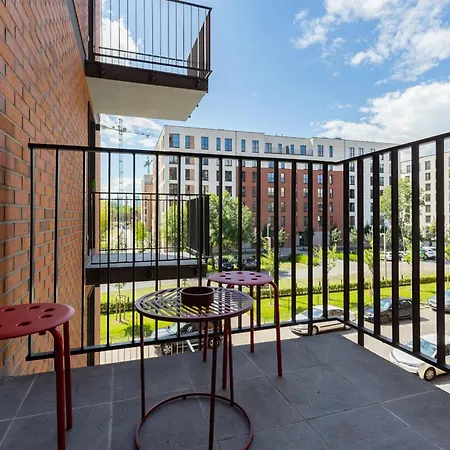 Cozy Three-bedroom Family In By Renters Apartmán Varšava